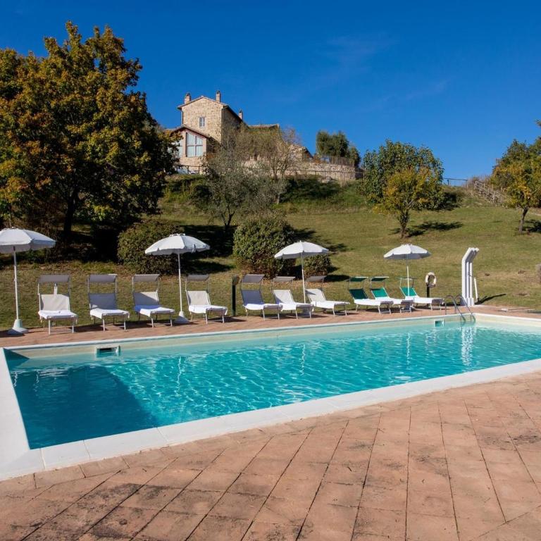Apartment in a farmhouse with swimming pool - Appartamento - 20