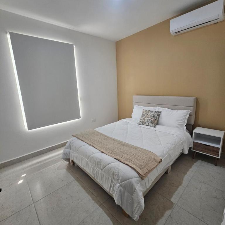 Ground floor condominium at the foot of the pool - Apartamento de 3 dormitorios - 18