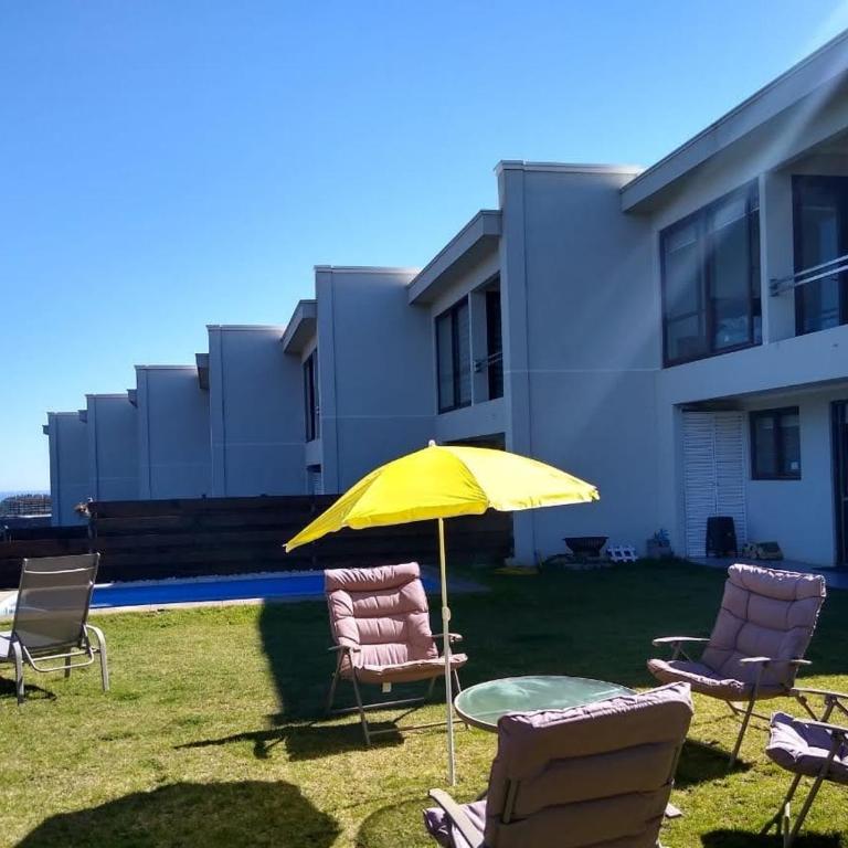 Casa en Pingueral - Three-Bedroom House - 1