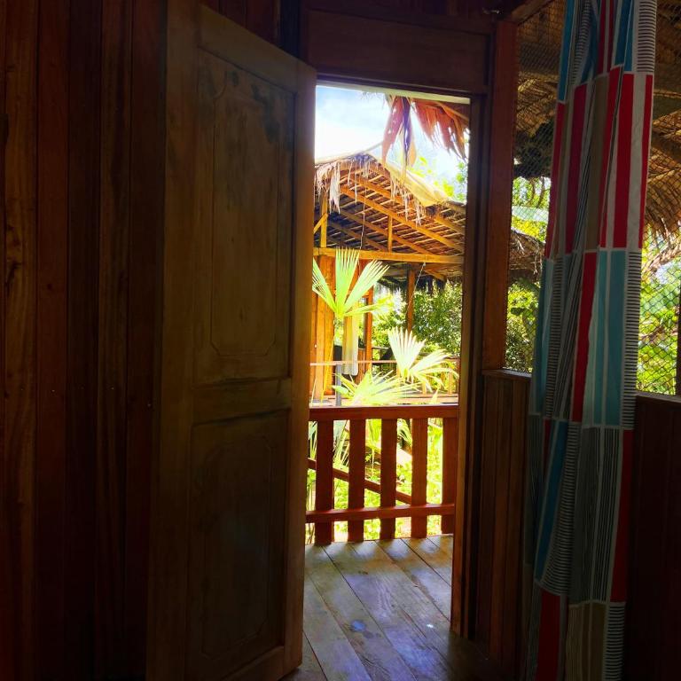 Ecohotel Iraka Cabañas Privadas en Selva y Playa - Casa con 1 dormitorio - 2