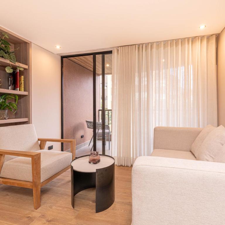 Jatisa Living by HOUSY - Two-Bedroom Deluxe Apartment with Balcony - 3