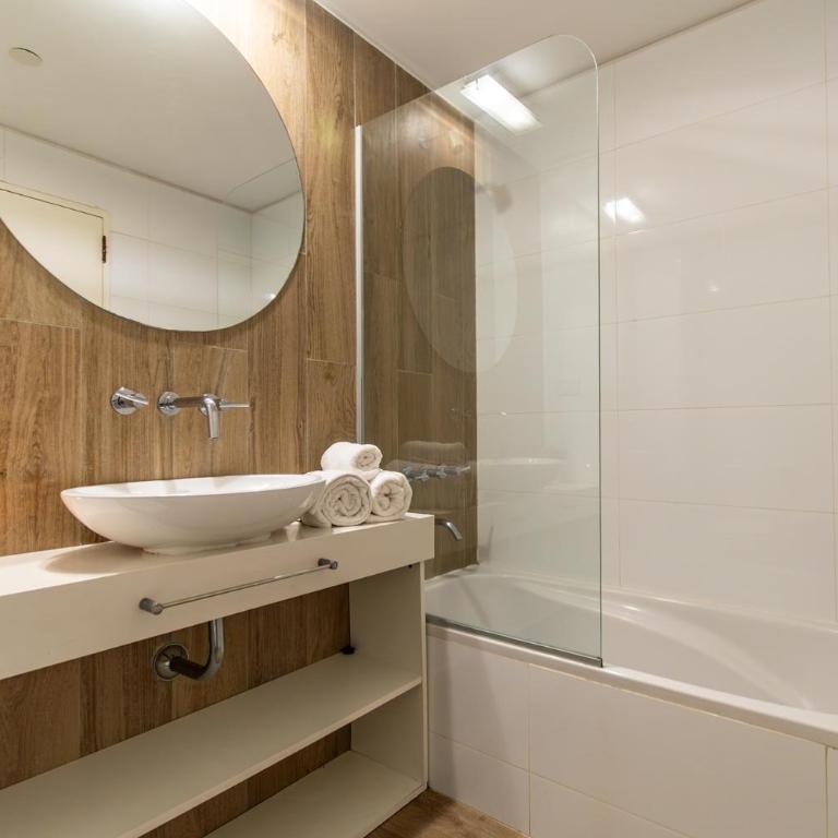 Exclusivo cerca de River con pileta y cochera - Apartamento de 1 dormitorio - 30