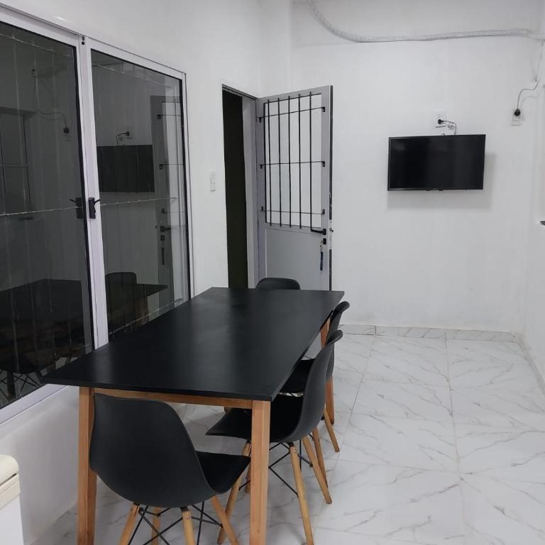 alojamiento lolita - Two-Bedroom Deluxe Apartment - 4