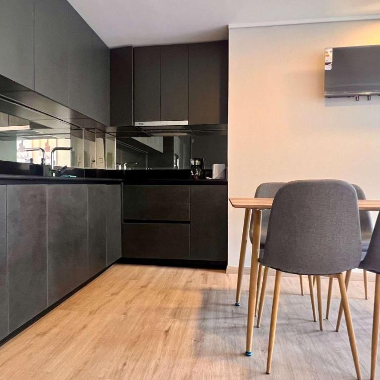 Exclusive Fully Equipped Apartment in Las Condes - Apartment - 9