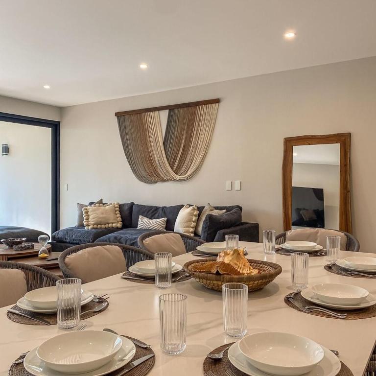 Luxury Retreat in Puerto Cancun with Rooftop Pool - Three-Bedroom Premium Apartment - 6