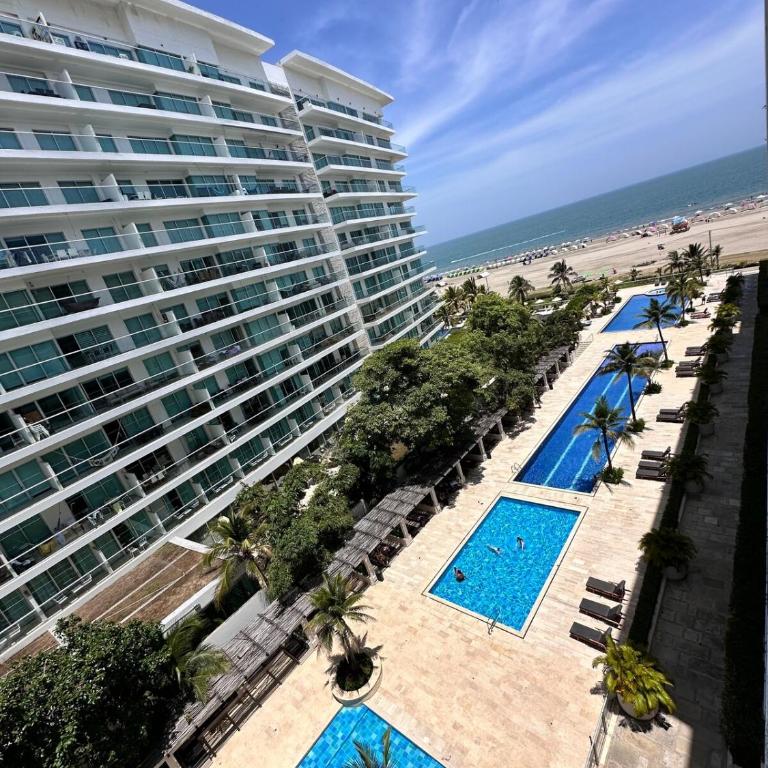 Exclusivo Apartamento con playa y piscinas Morros Cartagena - Two-Bedroom Apartment with Balcony and Sea View - 1