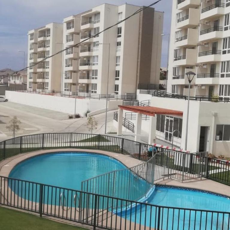 Departamento con estacionamiento - Apartamento de 1 dormitorio - 2