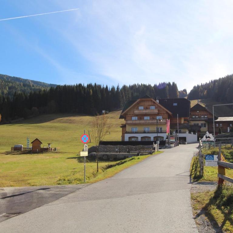 Vogue Apartment in Sankt Margarethen im Lungau near Ski Lift - Apartment mit 3 Schlafzimmern - 34