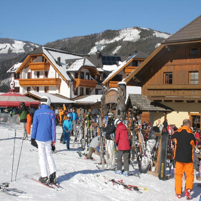 Vogue Apartment in Sankt Margarethen im Lungau near Ski Lift - Apartment mit 3 Schlafzimmern - 1