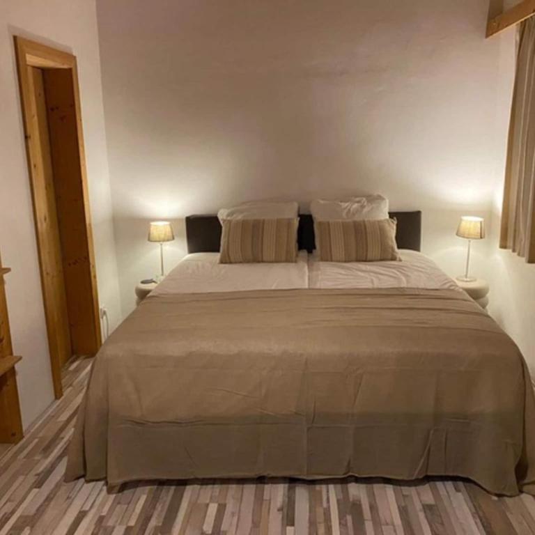 Quaint Mansion near ski bus in Goldegg - Maison de Vacances 4 Chambres - 24
