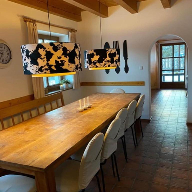 Quaint Mansion near ski bus in Goldegg - Maison de Vacances 4 Chambres - 14