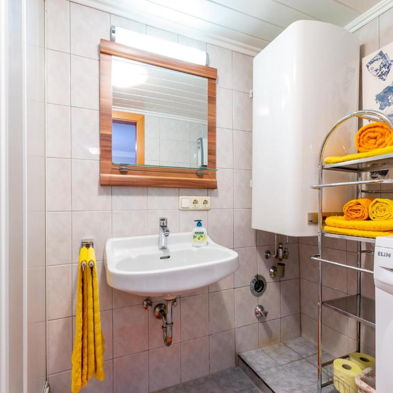 Special Apartment in Walchen with Private Terrace - Apartment mit 1 Schlafzimmer - 8