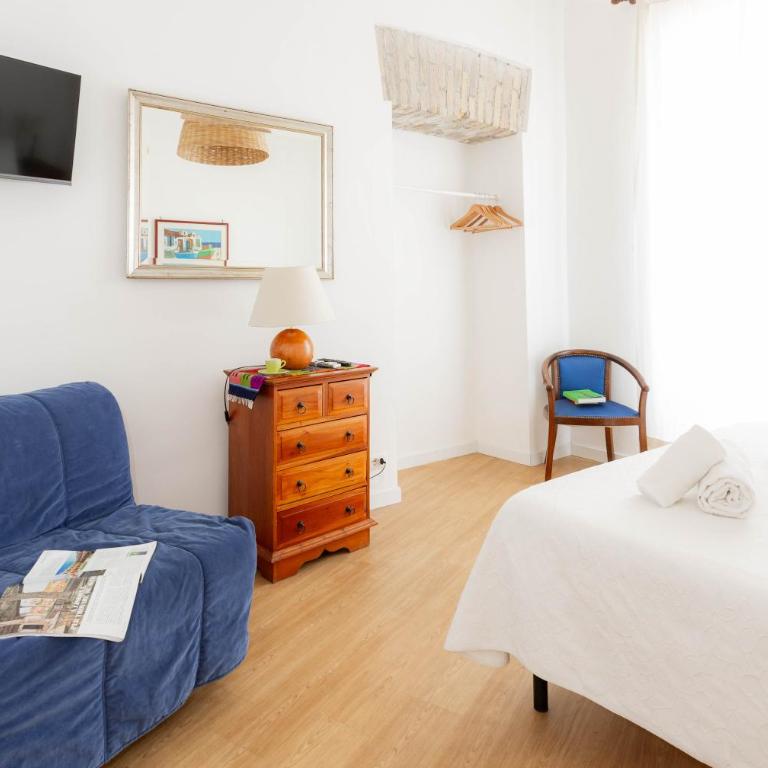Federici Guest House - Chambre Triple avec Salle de Bains Privative - 3