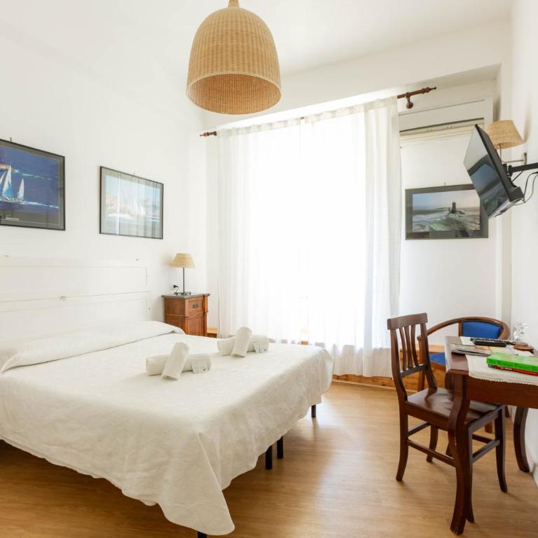 Federici Guest House - Chambre Double avec Salle de Bains Privative - 11