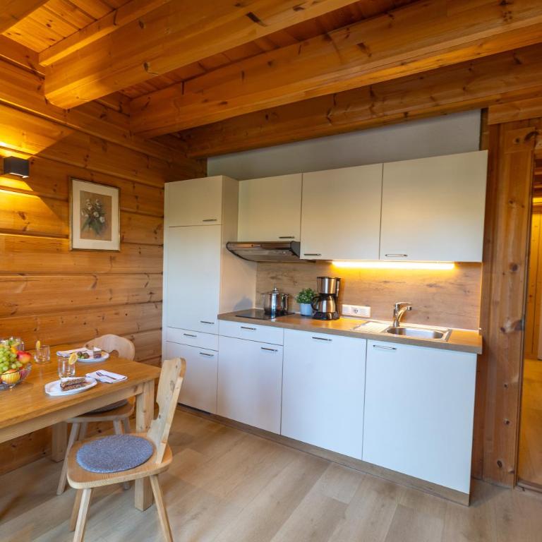 Apartments Schlossblick Naturholz - Appartamento con Vista e Balcone - 4