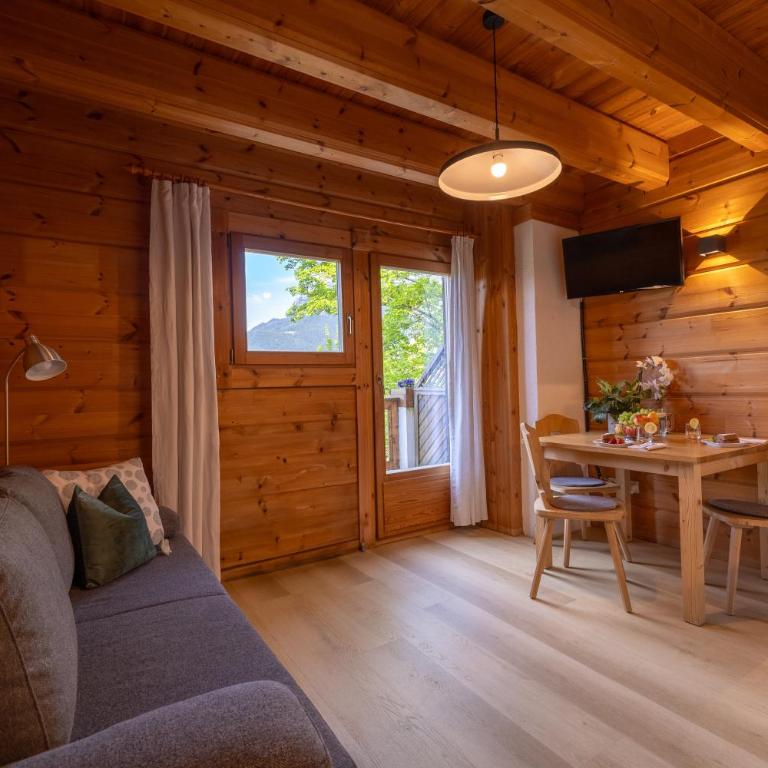 Apartments Schlossblick Naturholz - Appartamento con Vista e Balcone - 3