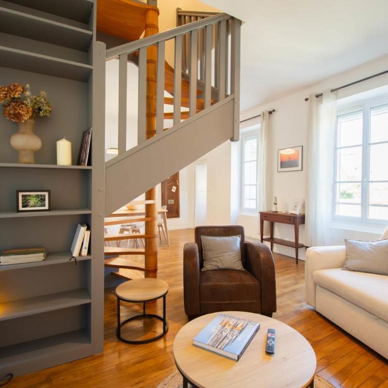The Lioness of Orléans Spacious & Bright 2-Bedroom - Apartment - 5
