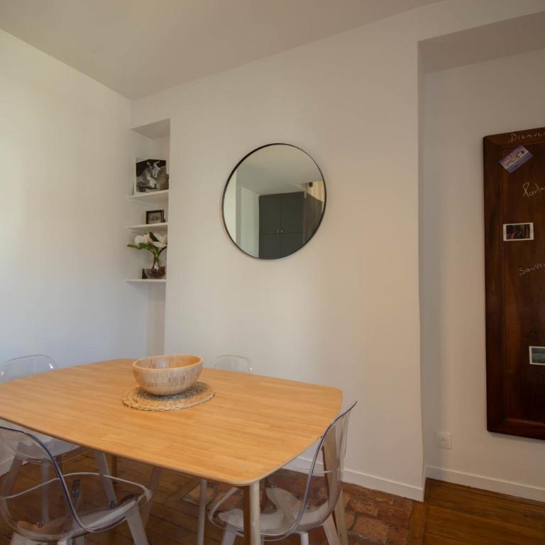 The Lioness of Orléans Spacious & Bright 2-Bedroom - Apartment - 31