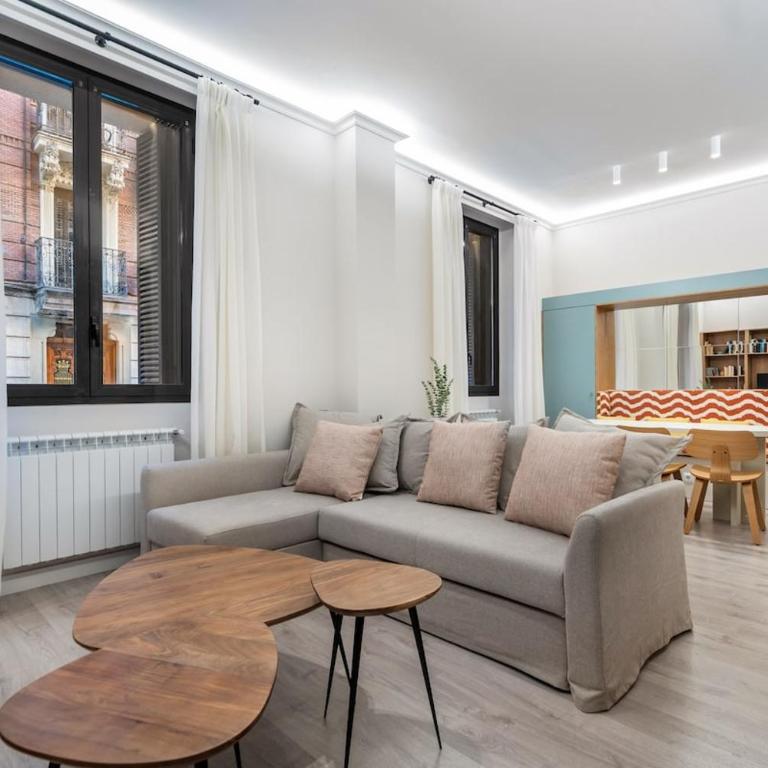 Cozy San Bernardo with terrace by Cómodo Madrid - Two-Bedroom Apartment - 1
