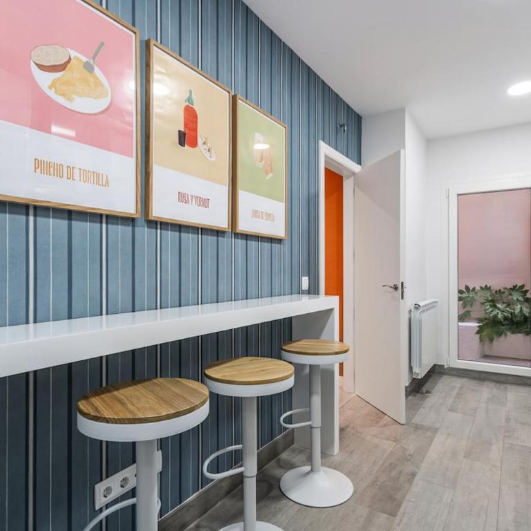 Cozy San Bernardo with terrace by Cómodo Madrid - Two-Bedroom Apartment - 4