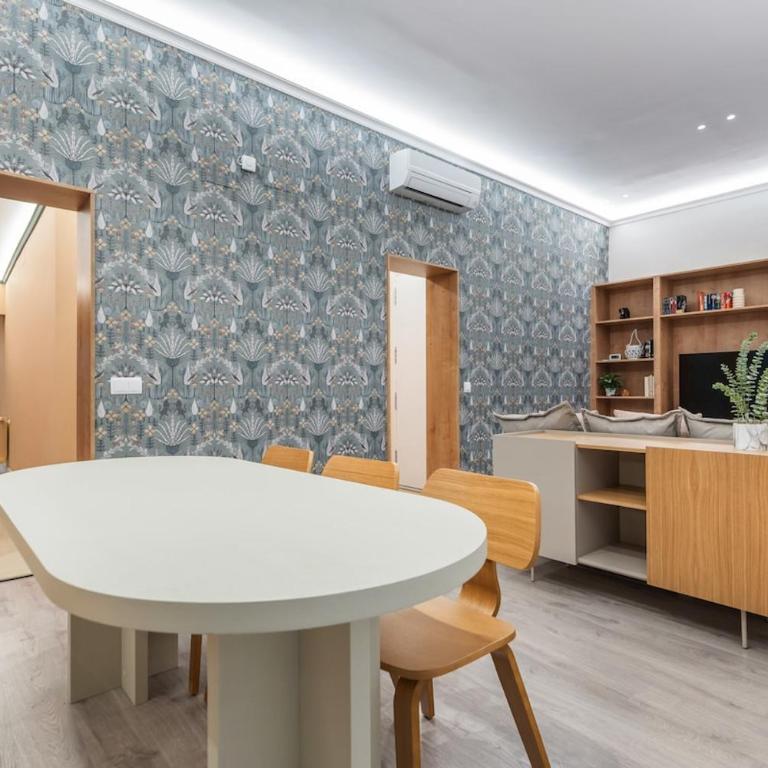 Cozy San Bernardo with terrace by Cómodo Madrid - Two-Bedroom Apartment - 23
