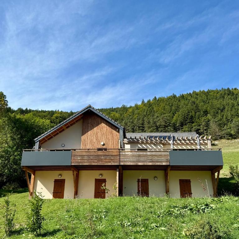 Le Refuge Design Maison d'exception et Sauna - Maison 4 Chambres - 1
