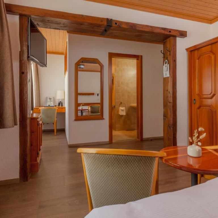 Alpenblick - Doppelzimmer - 7