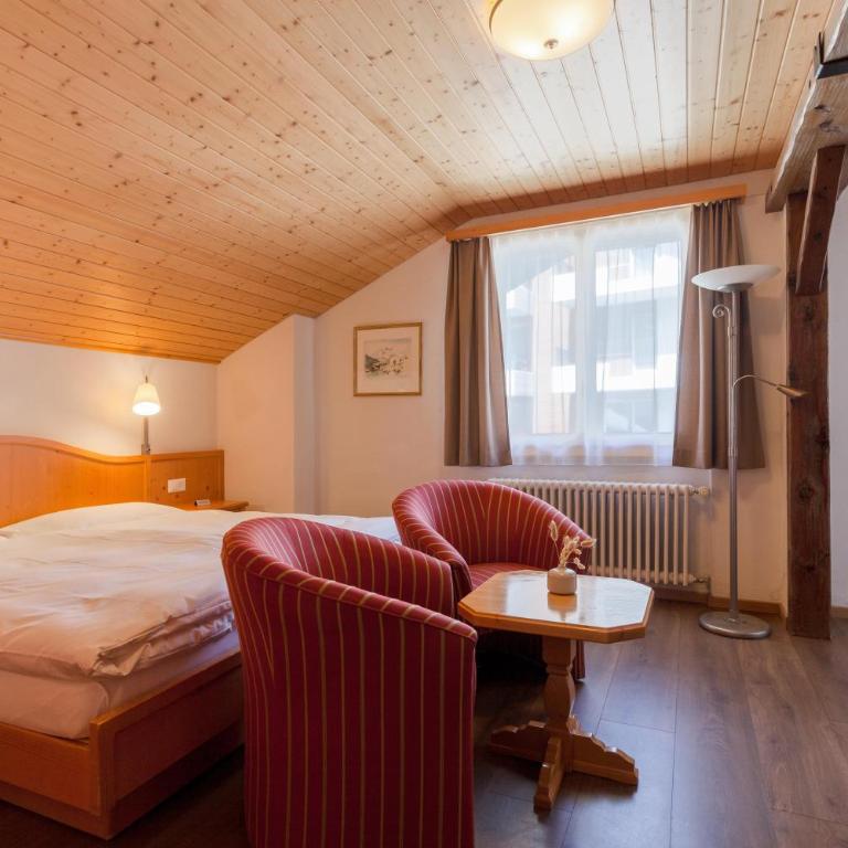 Alpenblick - Doppelzimmer - 4