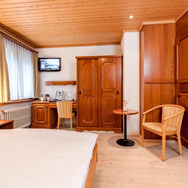 Alpenblick - Doppelzimmer mit Grandlit - 1