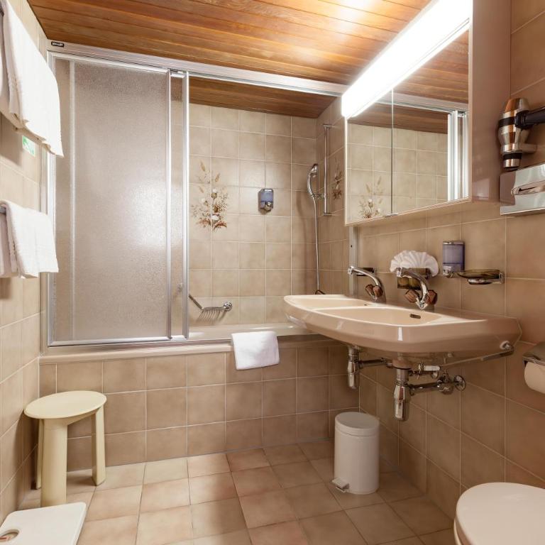 Alpenblick - Doppelzimmer mit Grandlit - 2