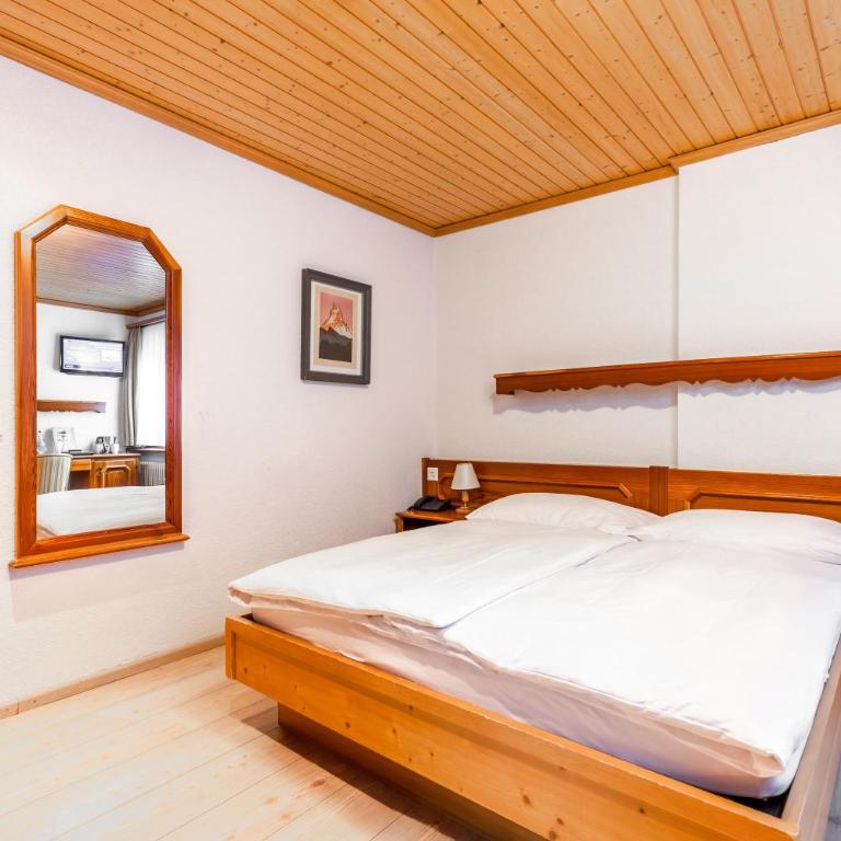 Alpenblick - Doppelzimmer mit Grandlit - 4