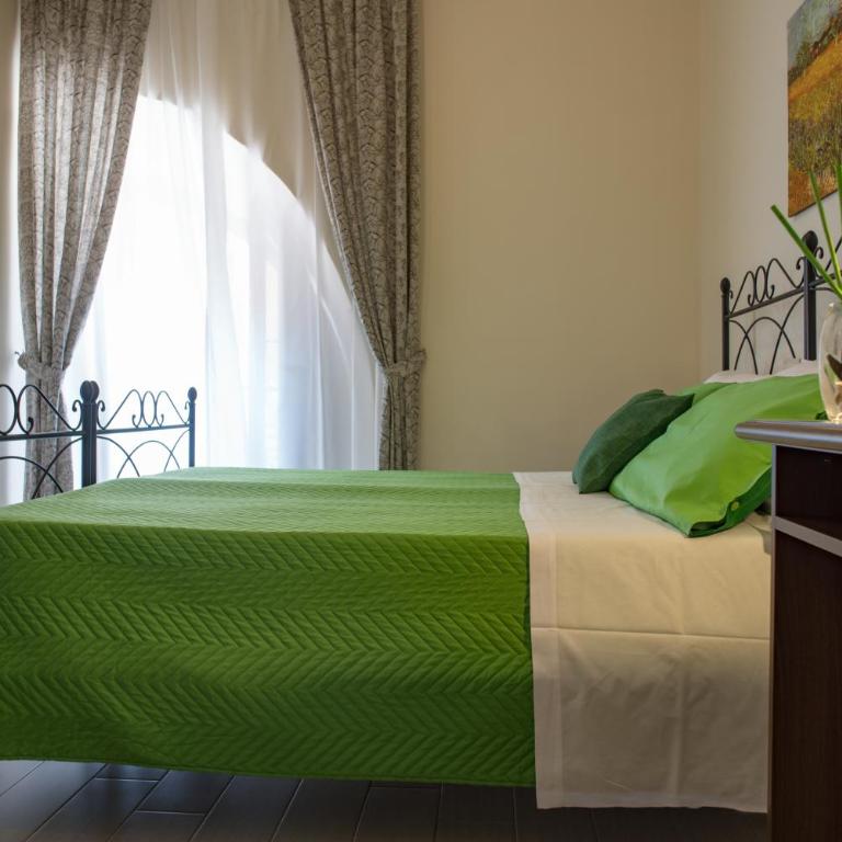 B&B Palazzo Tornabene - Double Room with Private Bathroom - 5