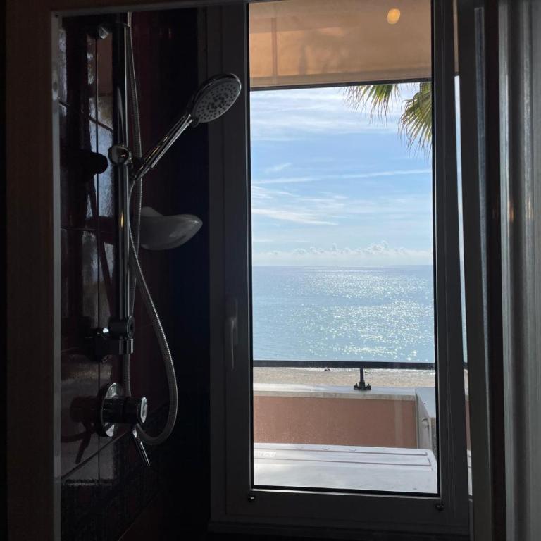 Terrazza Pietra Blu - One-Bedroom Apartment - 17