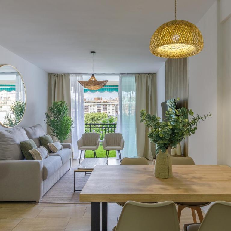 Living4Malaga Soho Vibes - Apartamento de 3 dormitorios - 1