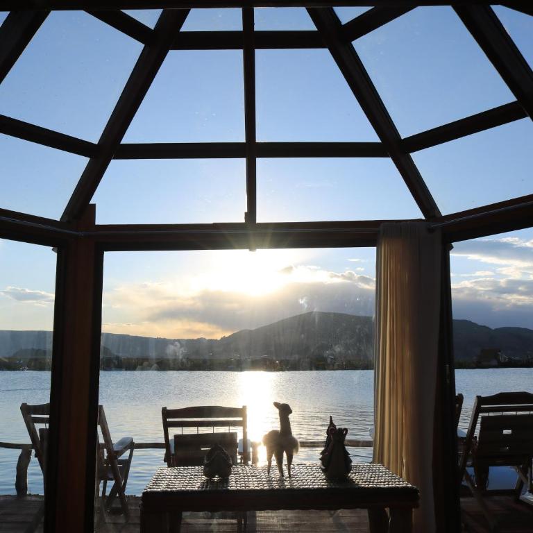 Uros House Lodge Perú - Suite with Lake View - 8