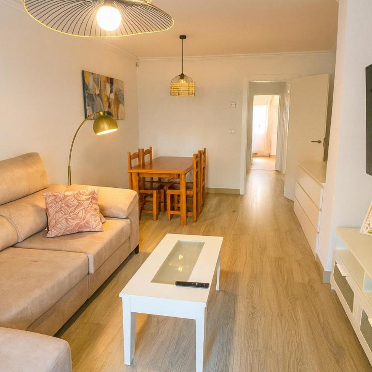 Alhambra Tropical - Terraza Oasis Smart TV y Relax a 7min de la Playa - Apartamento de 2 dormitorios - 3