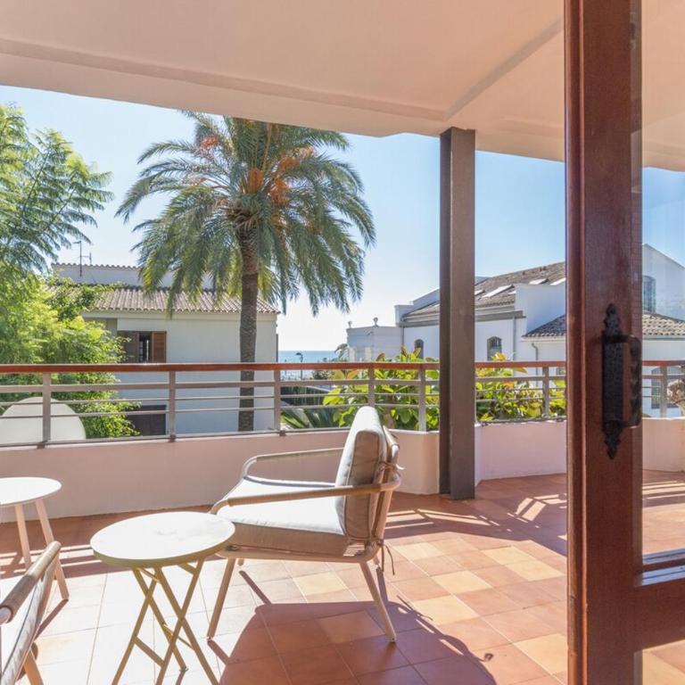 Sumérgete en las Villas de Benicasim - Three-Bedroom Apartment - 1