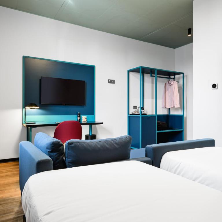 CX Modena Crocetta - Deluxe Double Room with Extra Bed - 5