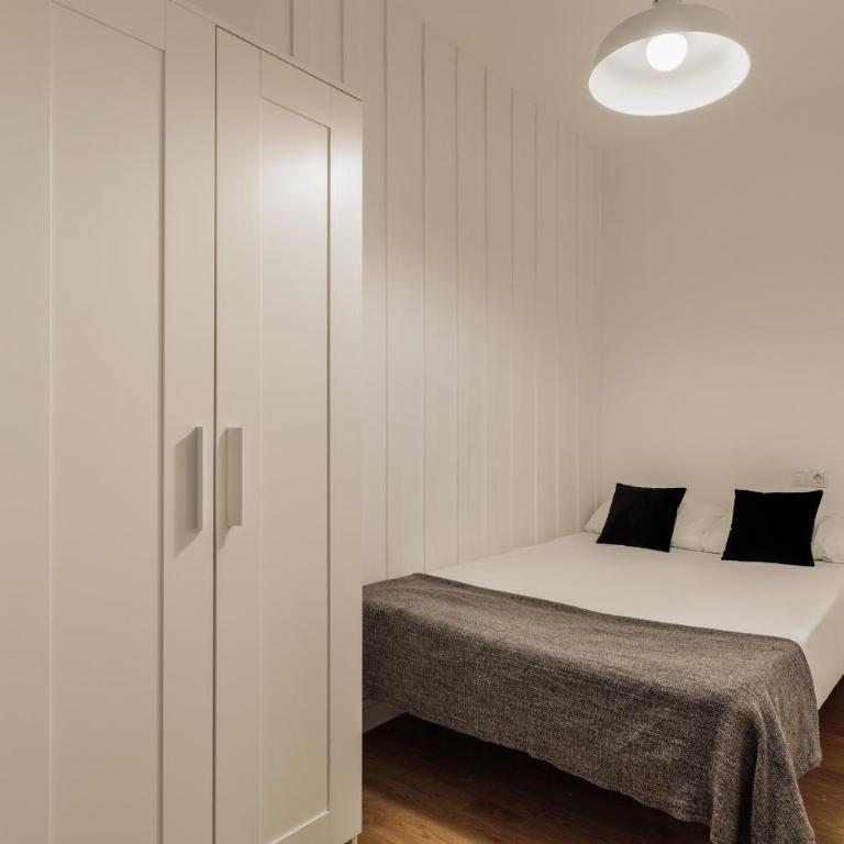 Ola Living Sant Antoni Market - Two-Bedroom Apartment with View - 8