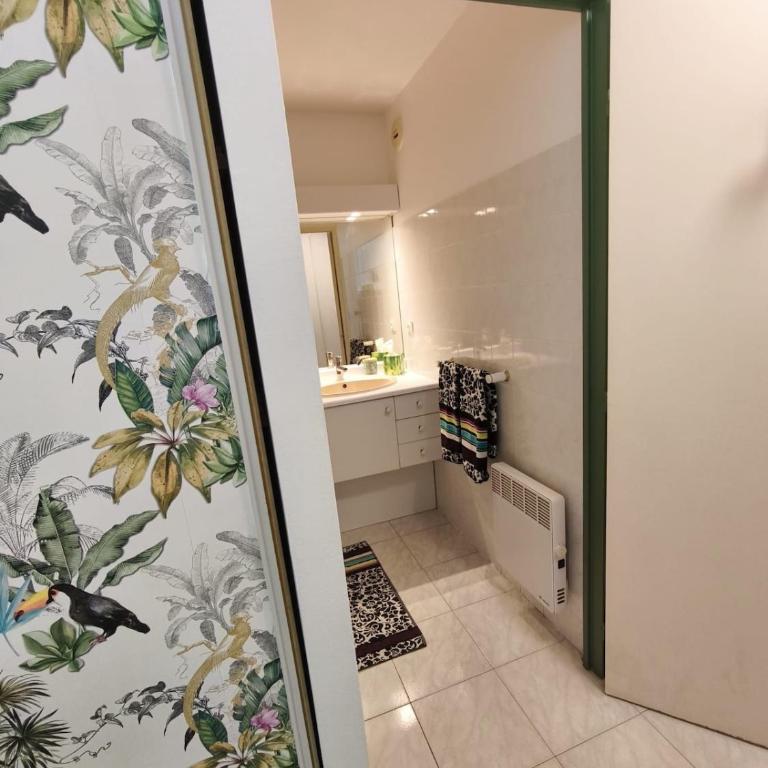 Rare - appartement avec jardin à 350m de la plage et du port - Apartment mit 1 Schlafzimmer - 10