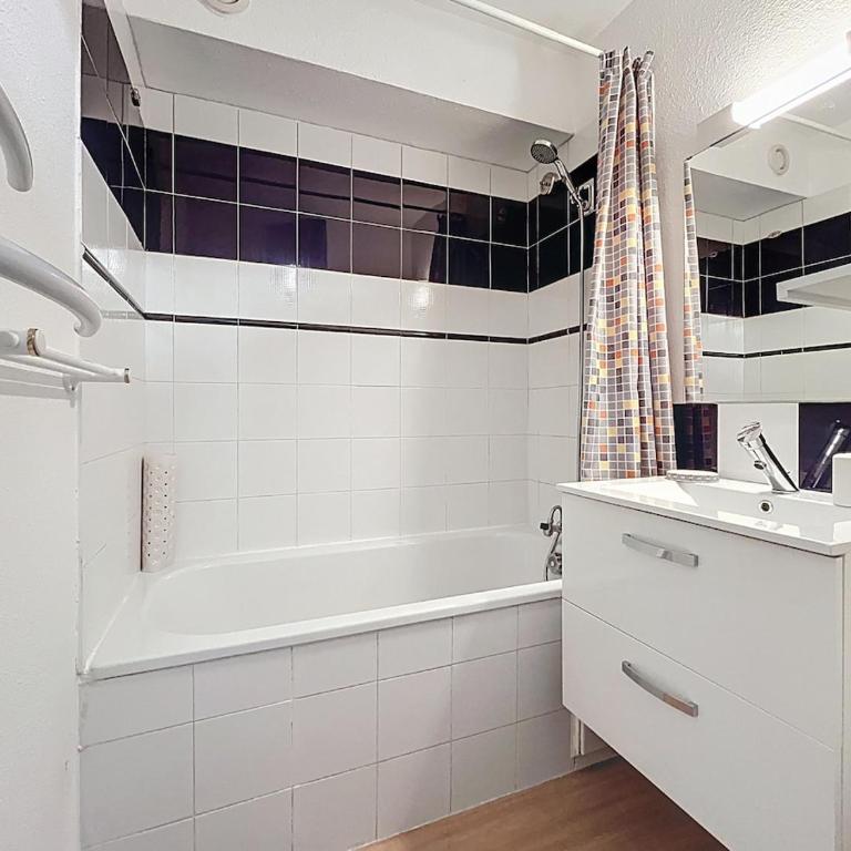 Le Zénith - Studio - cabine - Centre - Parking - Appartement 2 Chambres - 6