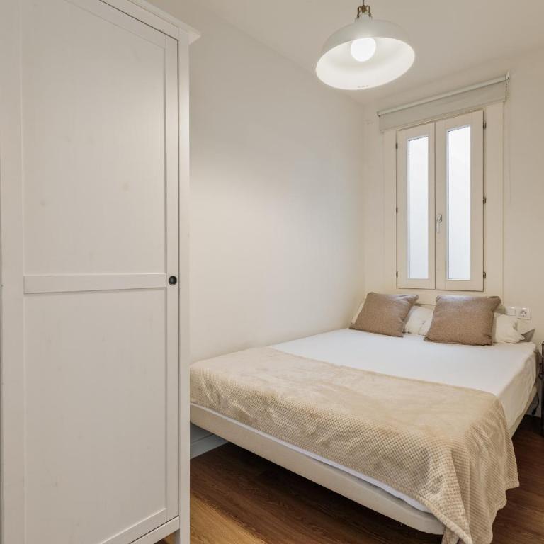 Ola Living Sant Antoni Market - Attic Three-Bedroom Apartment with views and Terrace - 10