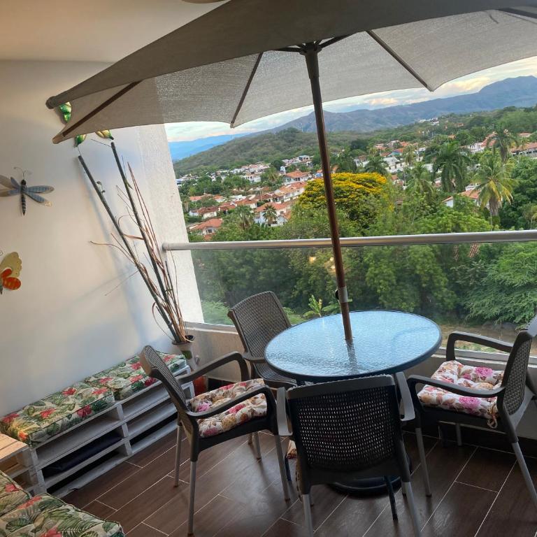 Apartamento Ricaurte 90 m2, 3 habitac, 6 personas, Peñazul La Morada LuisFeryClarita - Apartamento de 3 dormitorios con balcón - 5
