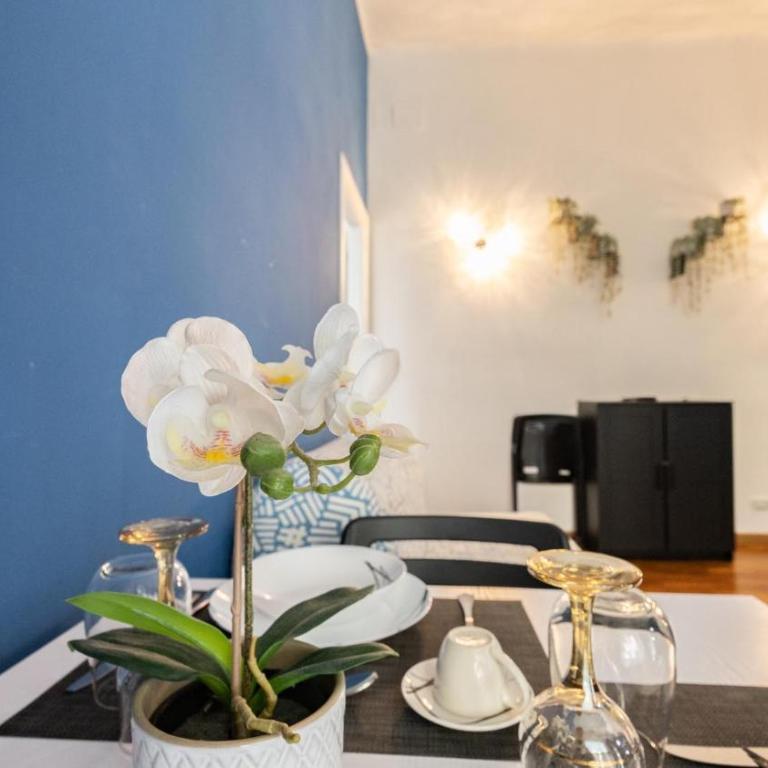 Colosseo House Rosy by Rentbeat - Appartamento con 1 Camera da Letto - 2