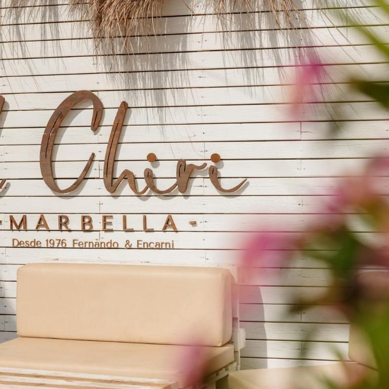 Beachfront apartment with terrace, pool and tennis court in Costabella, Marbella - Two-Bedroom Apartment - 32