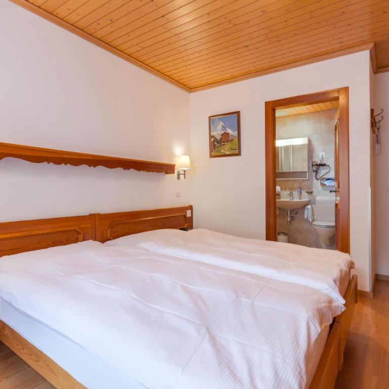 Alpenblick - Doppelzimmer mit Balkon oder Terrasse - 7