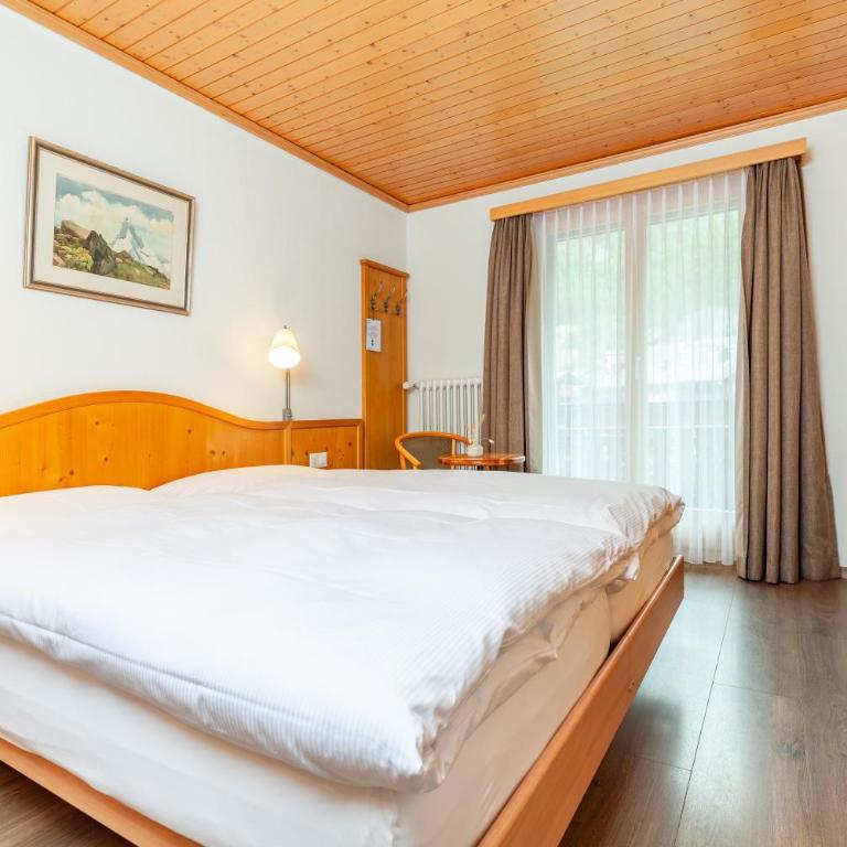 Alpenblick - Doppelzimmer mit Balkon oder Terrasse - 3