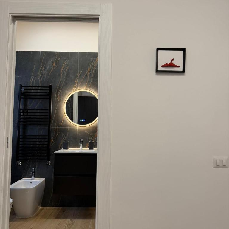 CIAO PARTENOPE - luxury rooms - Camera Matrimoniale Deluxe con Balcone - 7