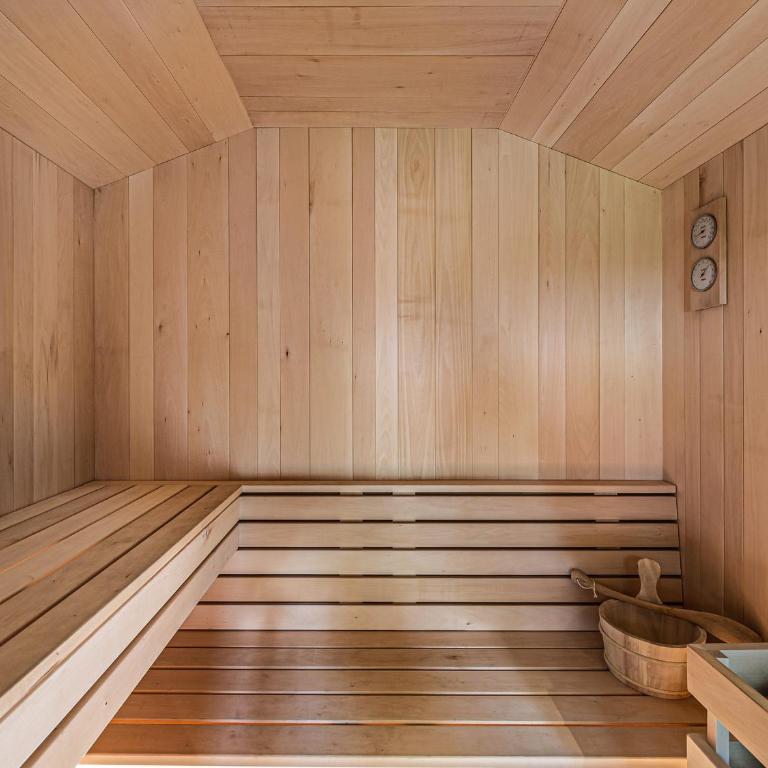 Chalet avec Sauna et Mazots à Megève - FR-1-569-79 - Chalet - 4