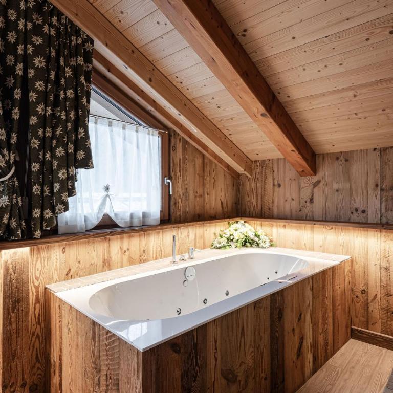 Hotel Genzianella - Double Room with Spa Bath - 5